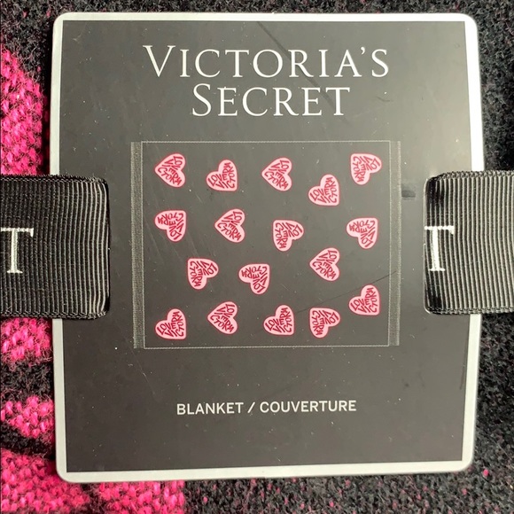 brand new Victoria’s Secret blanket - Picture 2 of 5